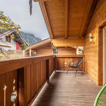 Luxury Ost A Alpesi faház